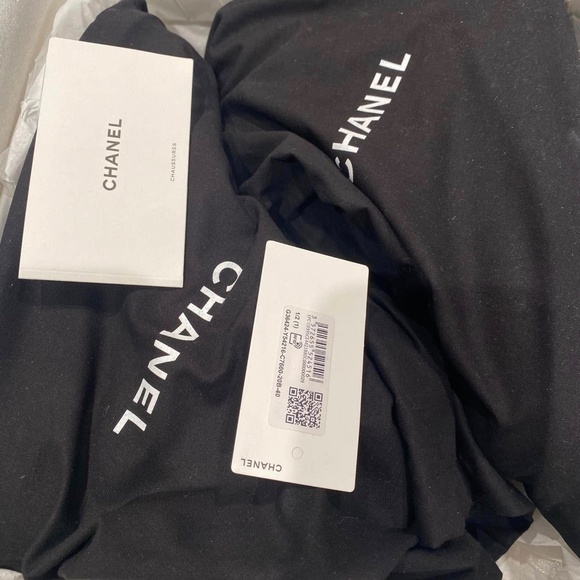 Chanel Shiny Calfskin Boots - Picture 7 of 10